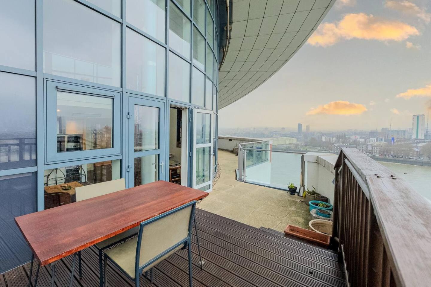 London Canary Wharf Riverside Penthouse Apartment エクステリア 写真